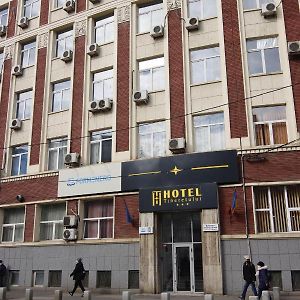 Hotel Tineretului